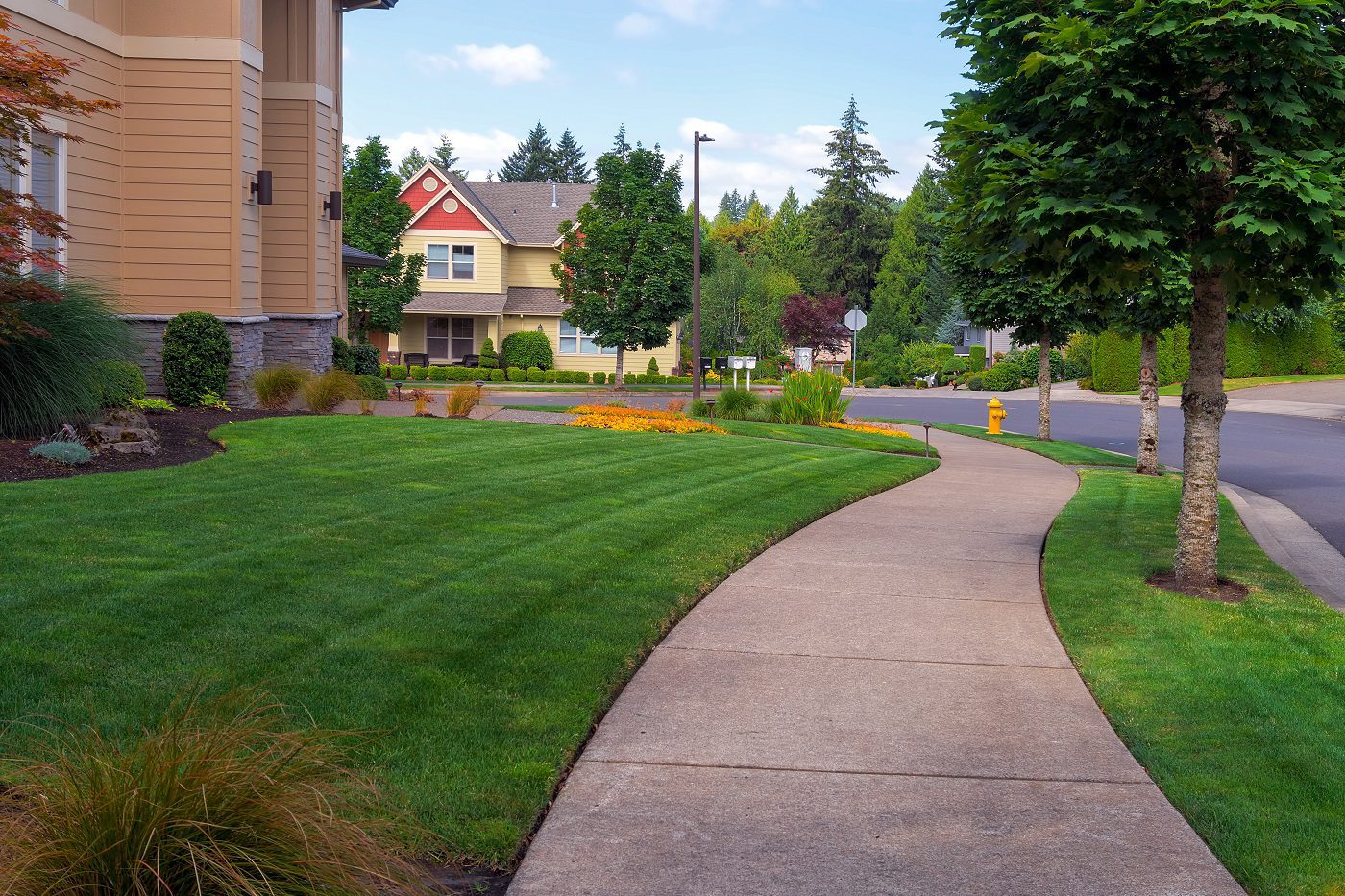 sidewalk installation contractor in Atlanta, GA